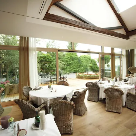 Otel Wellness & Thermal Retreat Muehlbach 4*