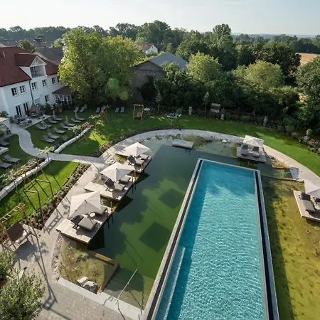 Wellness & Thermal Retreat Muehlbach Szálloda 4*