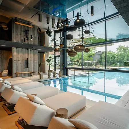 Wellness & Thermal Retreat Muehlbach 4* באד פיסינג