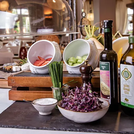 Wellness & Thermal Retreat Muehlbach מלון