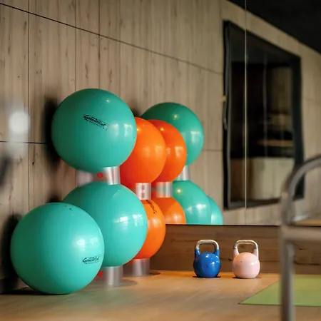 Wellness & Thermal Retreat Muehlbach מלון