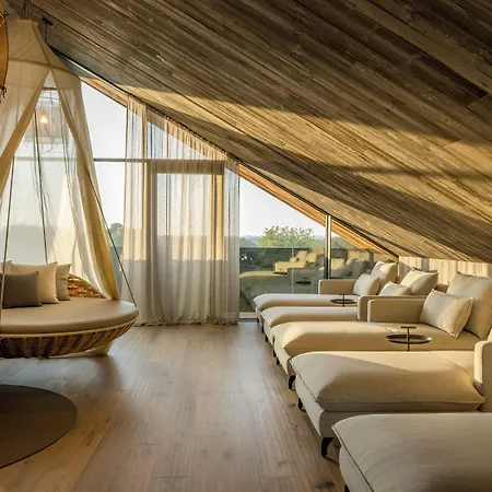 Wellness & Thermal Retreat Muehlbach 4*