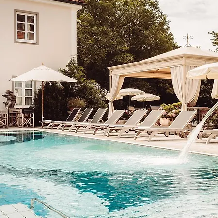 Wellness & Thermal Retreat Muehlbach Szálloda 4*