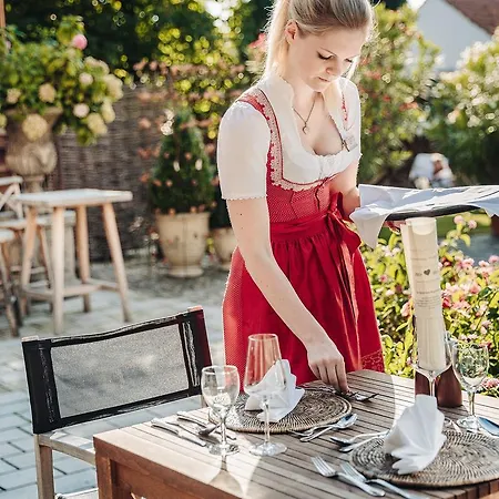 מלון Wellness & Thermal Retreat Muehlbach באד פיסינג