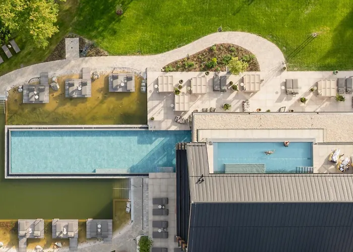 Wellness & Thermal Retreat Muehlbach ホテル 4*